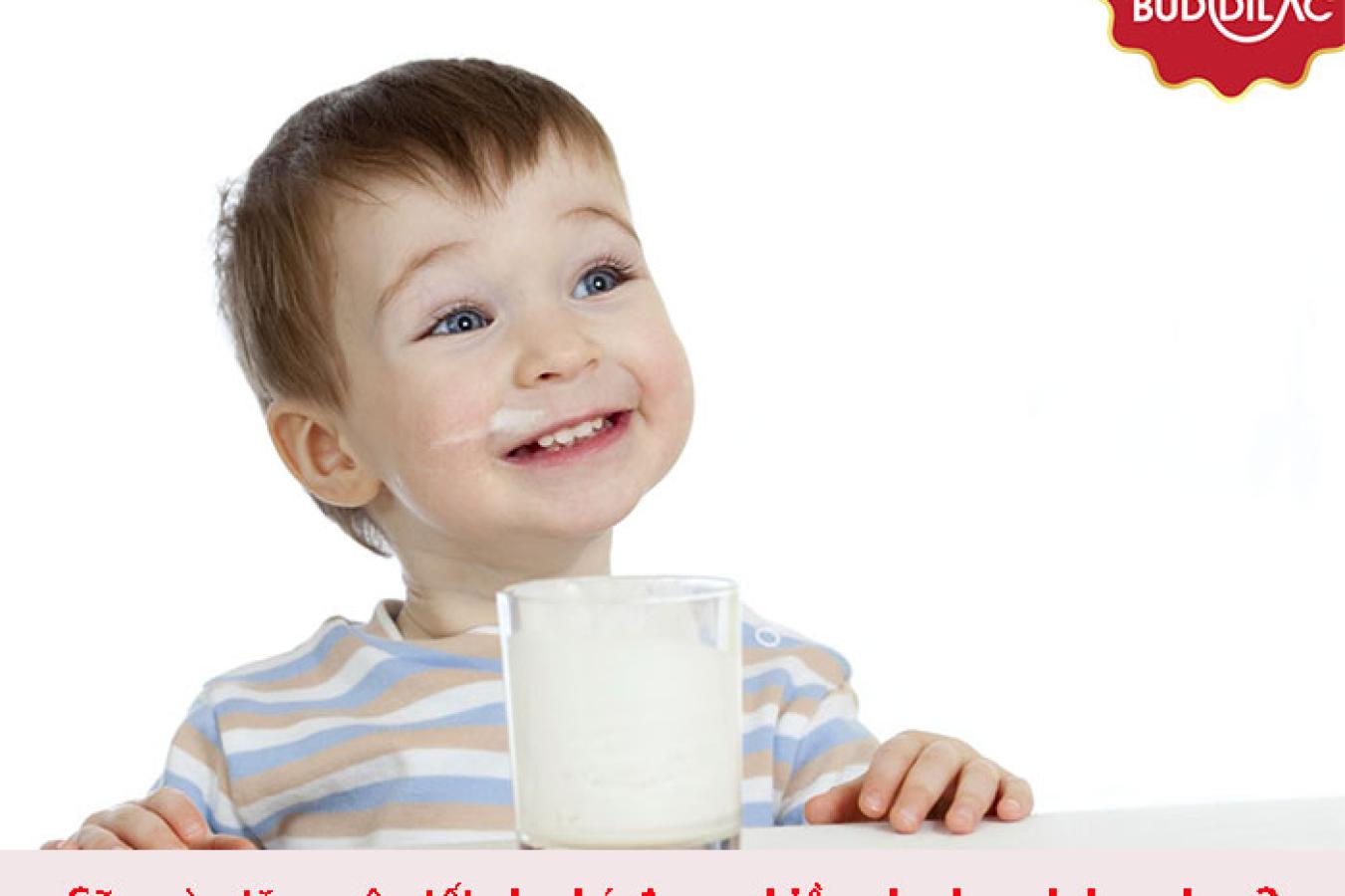 Sữa nào tăng cân tốt cho bé được nhiều phụ huynh lựa chọn?